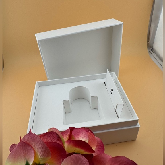 Byredo EMPTY Box Card Cologne Gift Storage Box - Picture 4 of 8